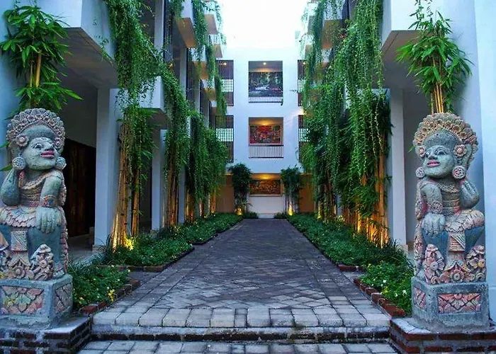 Trumbu Nusa Hotel