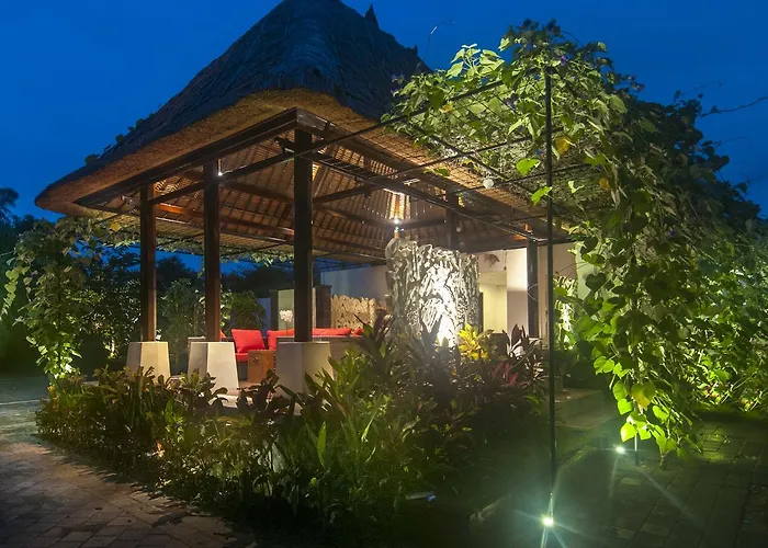 Trumbu Nusa Hotel