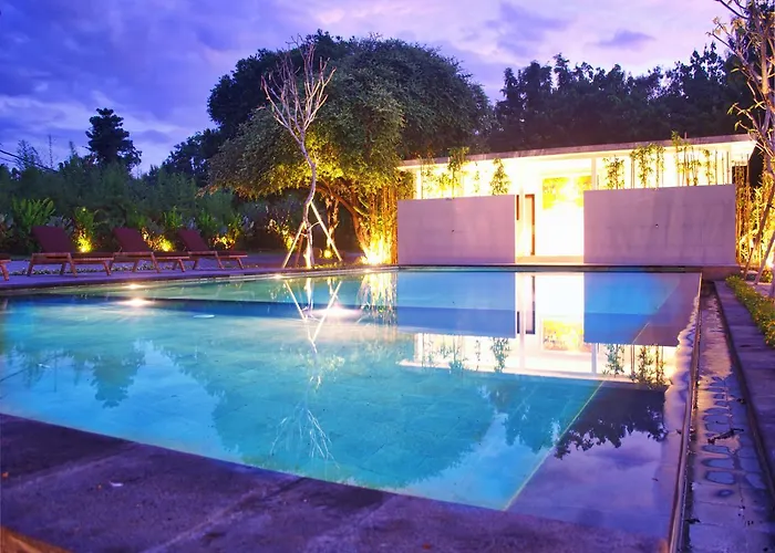Trumbu Nusa Hotel 3*