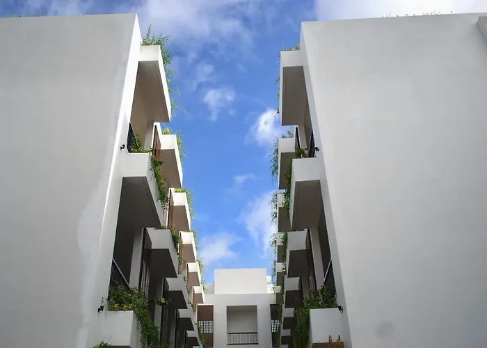 Hotel Trumbu Nusa
