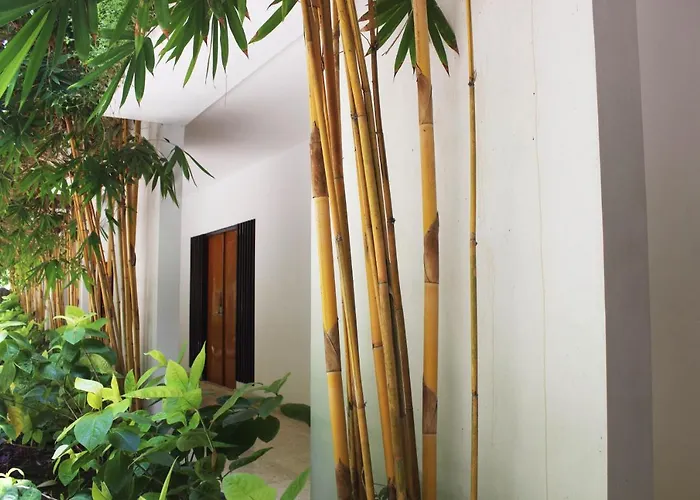 Hotel Trumbu Nusa Jimbaran (Bali)